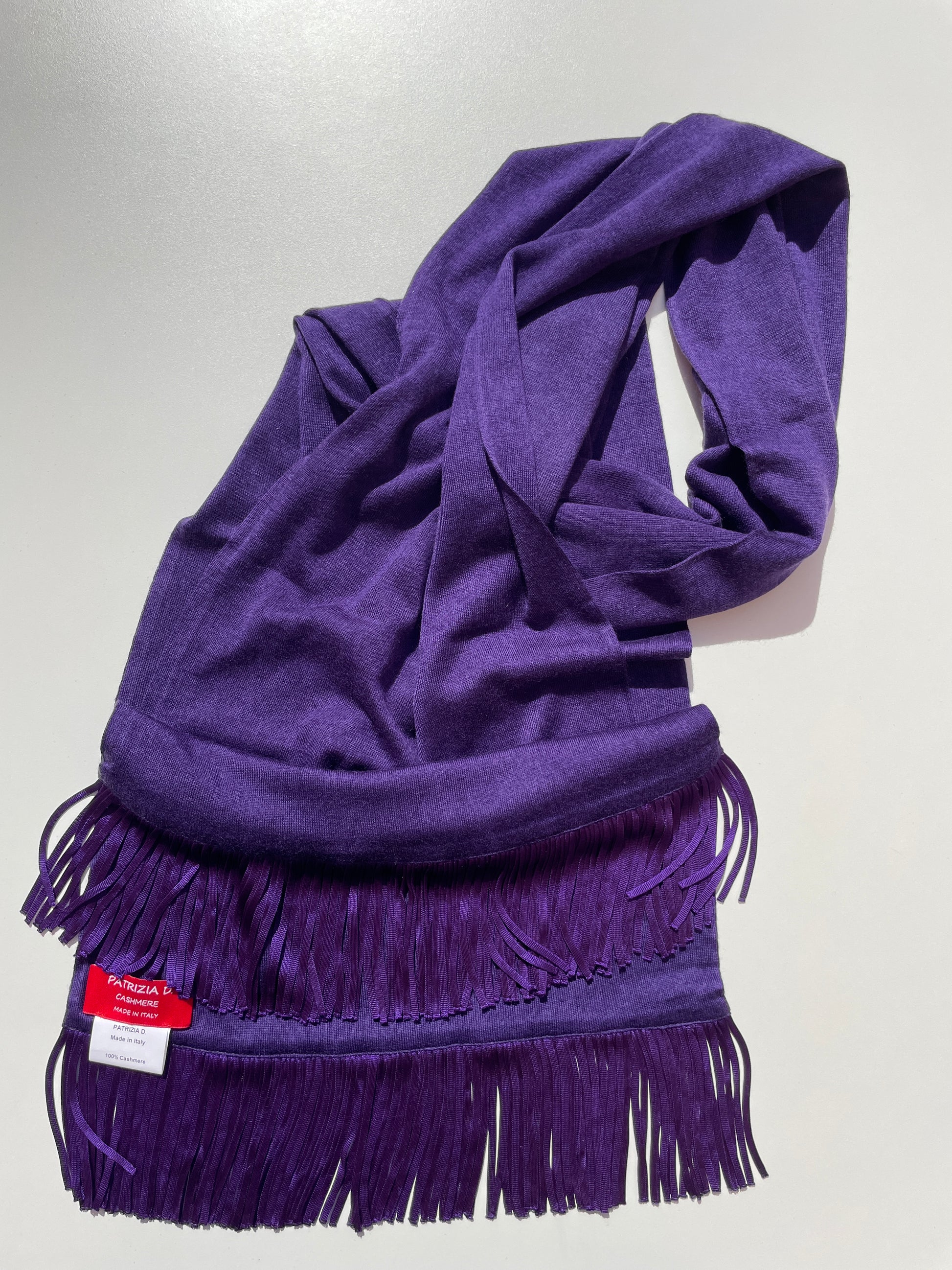 Sciarpa in Cashmere Viola Intenso con frange